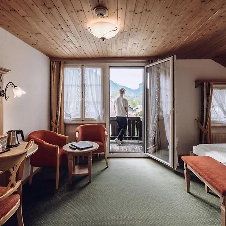 Hotel Chalet Swiss Interlaken Exterior photo