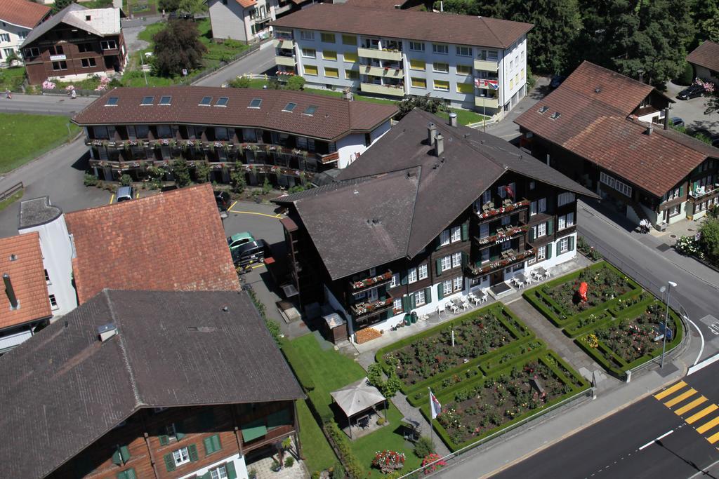 Swiss 3*